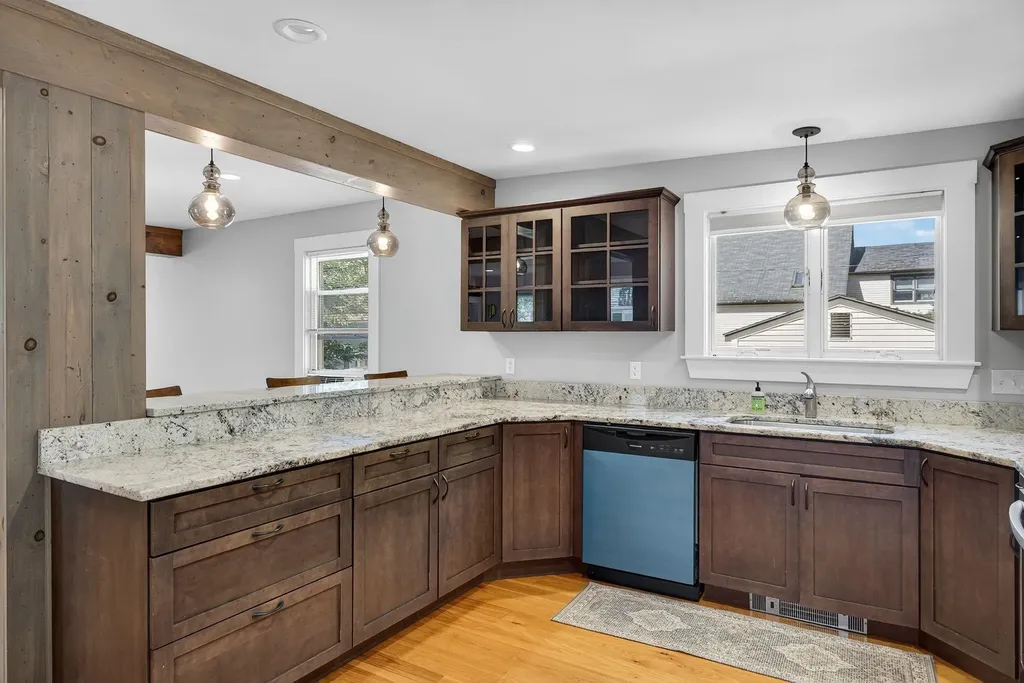 31 Walnut Street Keene NH 03431