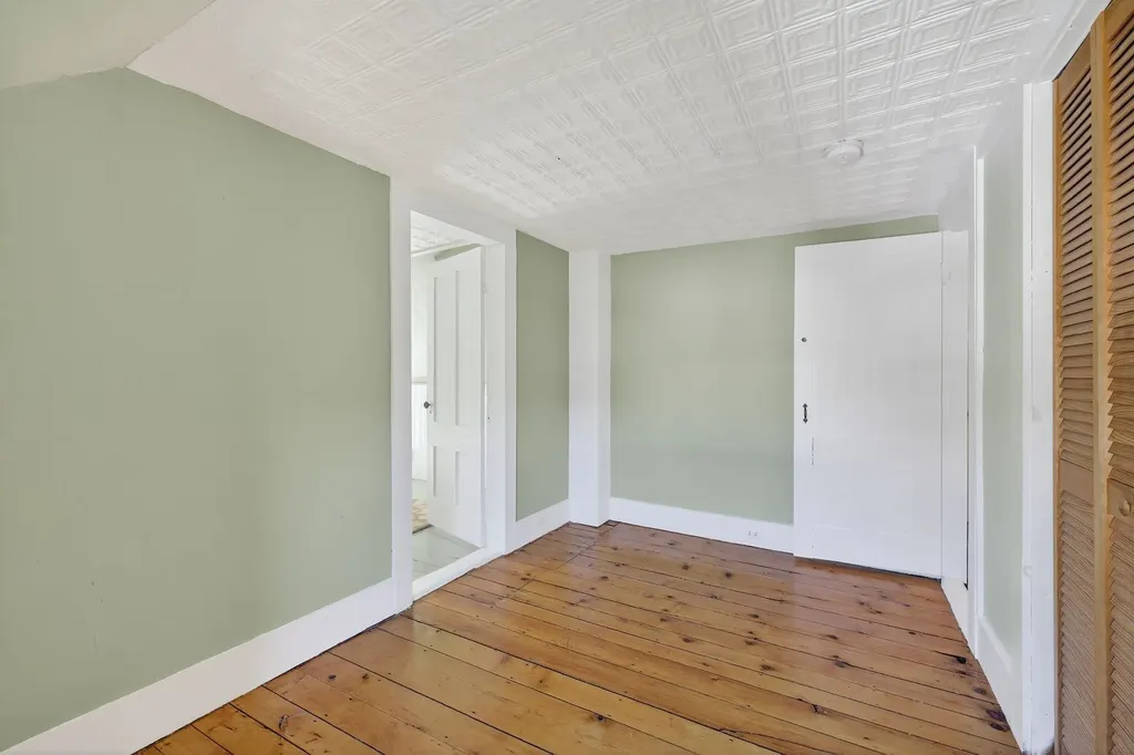 31 Walnut Street Keene NH 03431