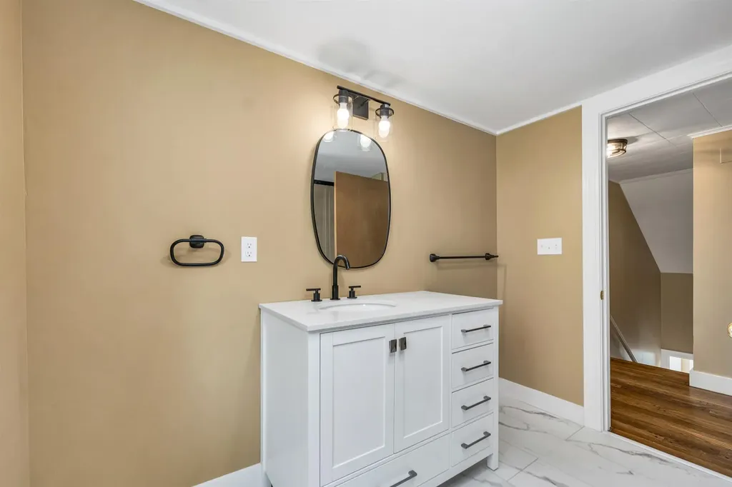 498 Route 153 Middleton NH 03887