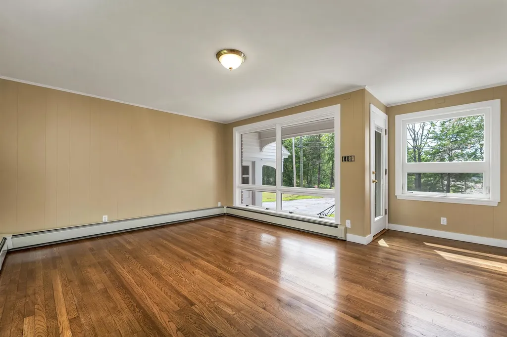 498 Route 153 Middleton NH 03887