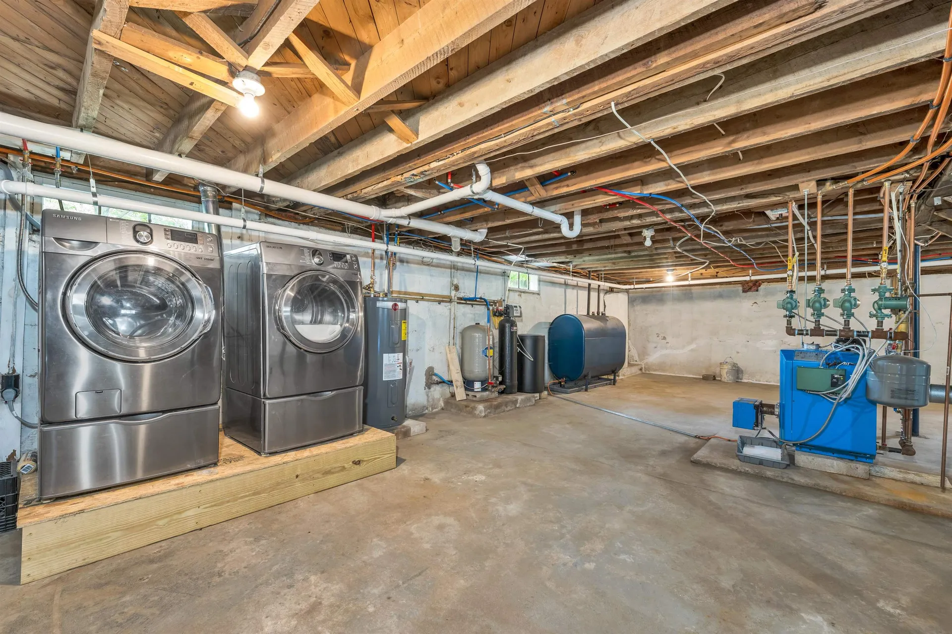 498 Route 153 Middleton NH 03887