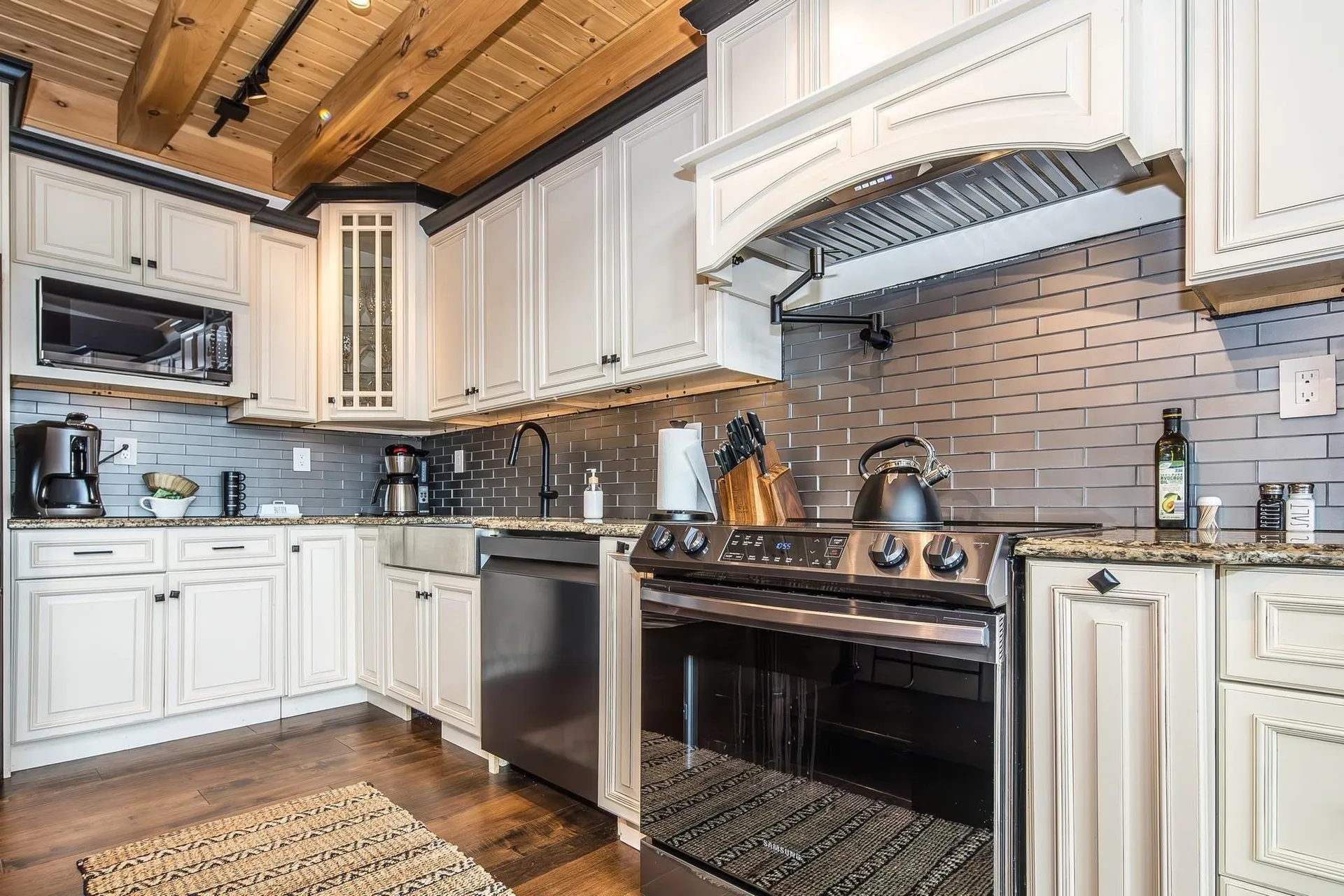 2391 Music Mountain Road Stockbridge VT 05772