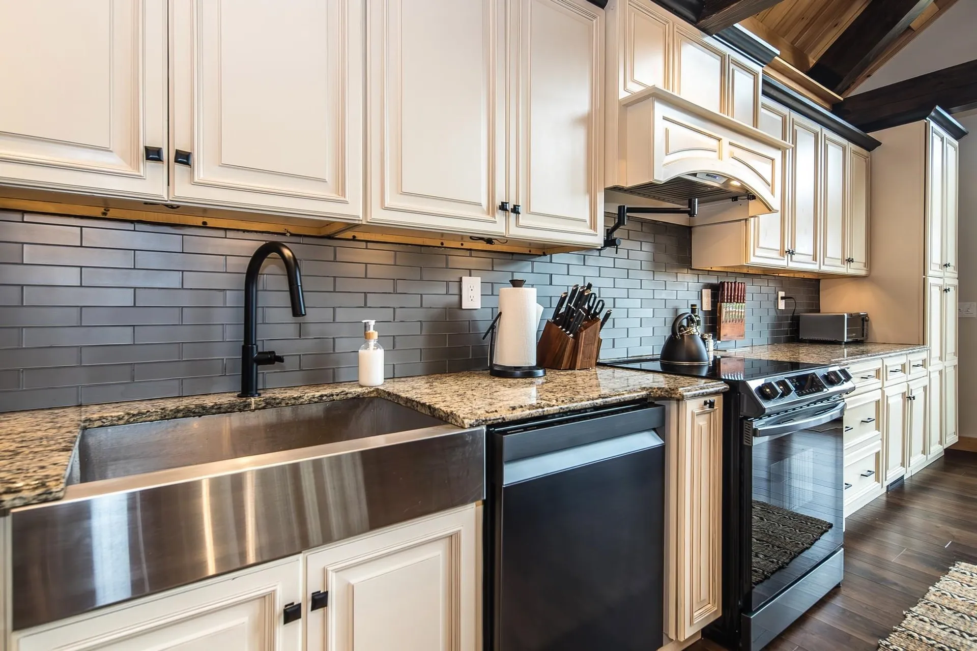 2391 Music Mountain Road Stockbridge VT 05772