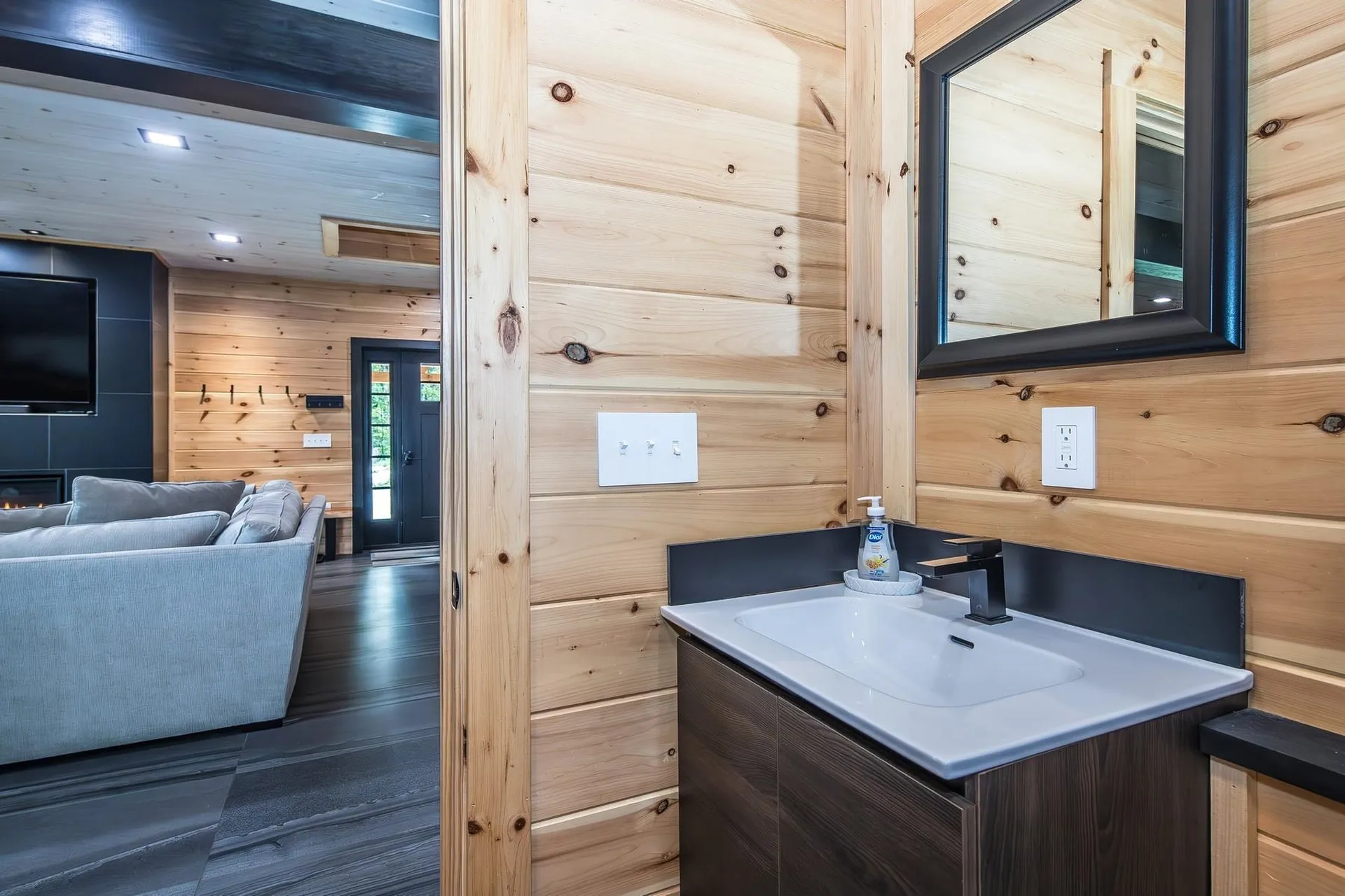 2391 Music Mountain Road Stockbridge VT 05772