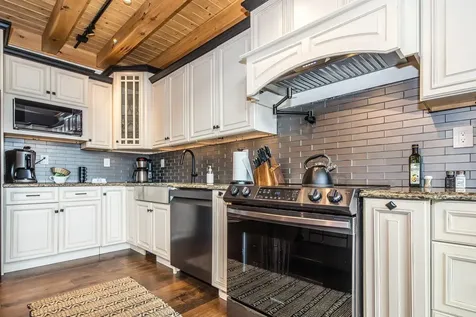 2391 Music Mountain Road Stockbridge VT 05772