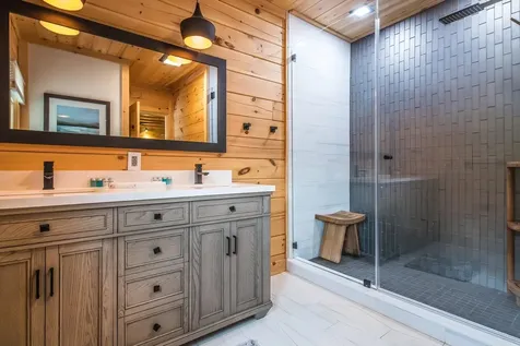 2391 Music Mountain Road Stockbridge VT 05772