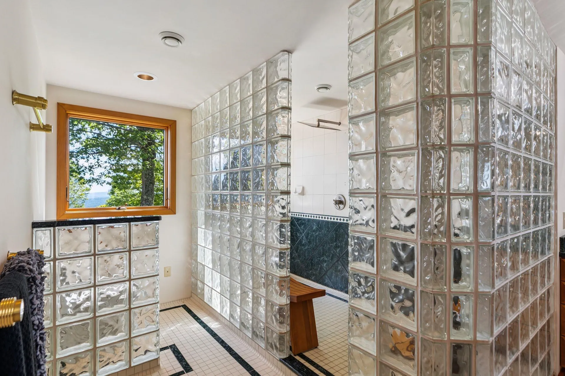 332 Cushing Road Pomfret VT 05053