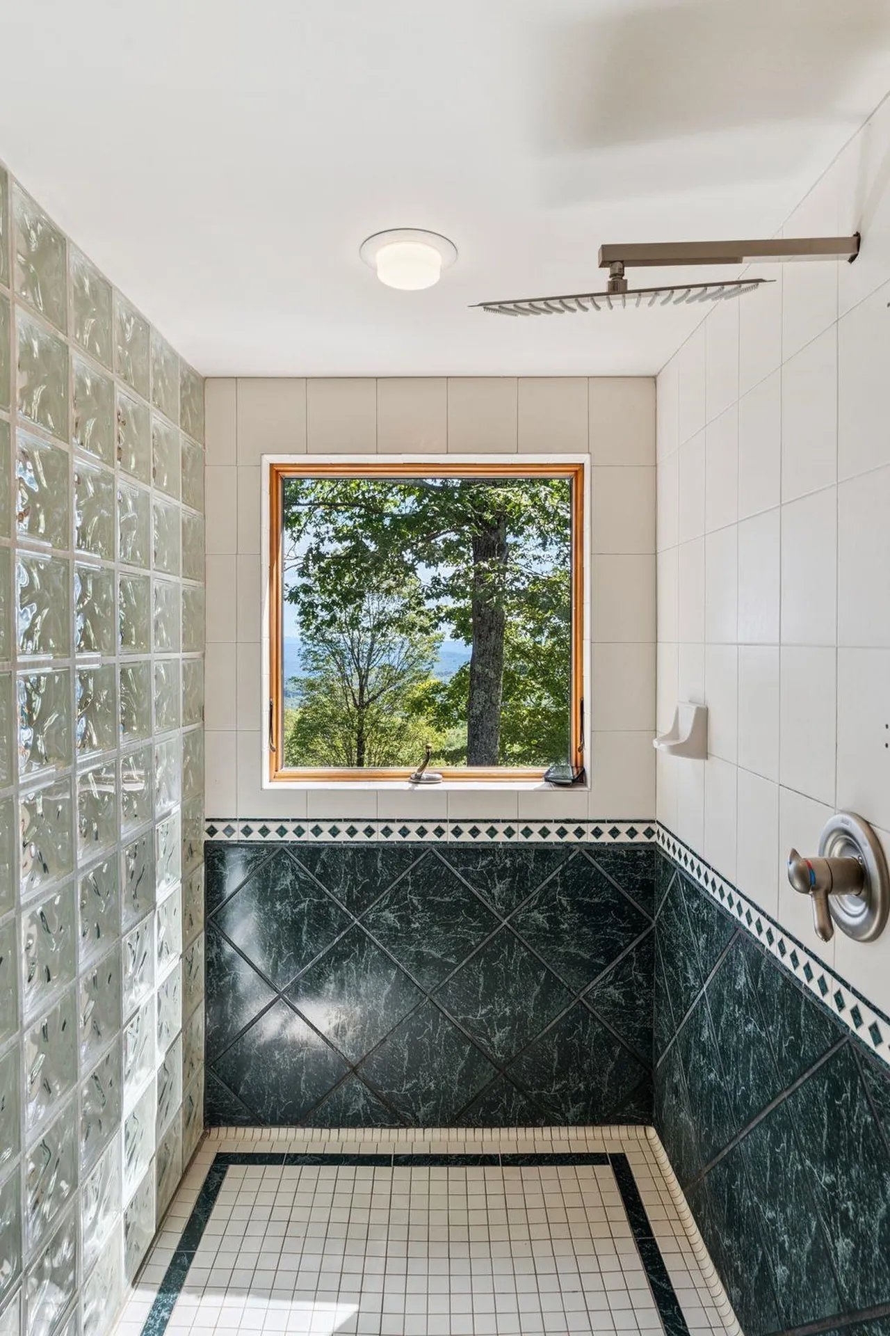 332 Cushing Road Pomfret VT 05053