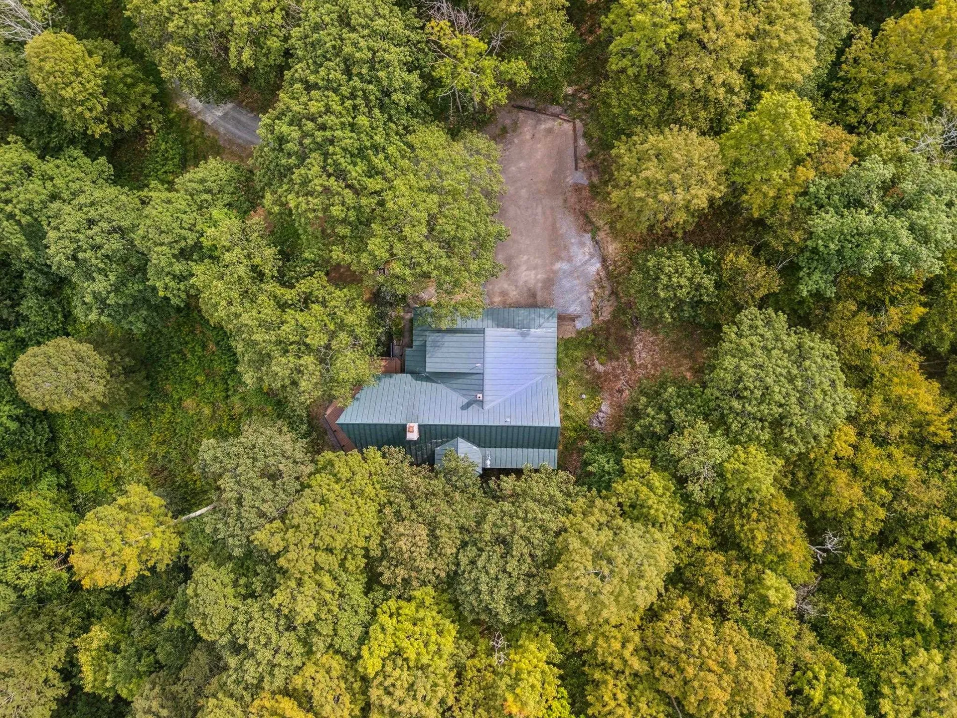 332 Cushing Road Pomfret VT 05053