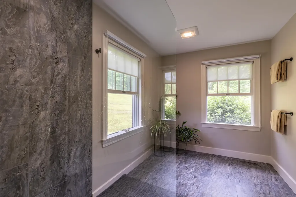 136 Yeaw Road Dover VT 05341