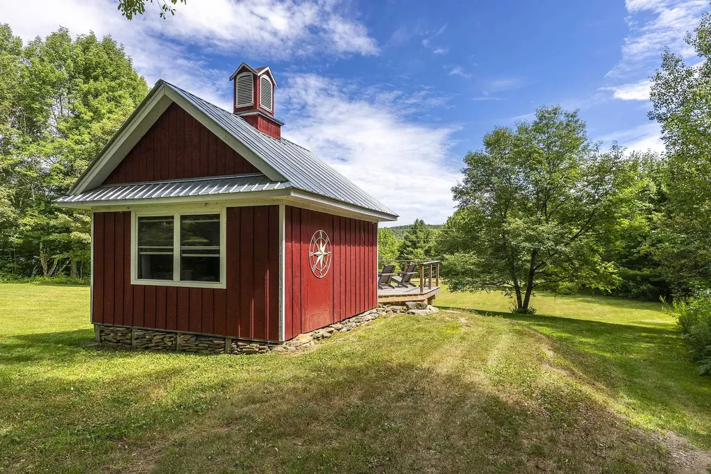 136 Yeaw Road Dover VT 05341