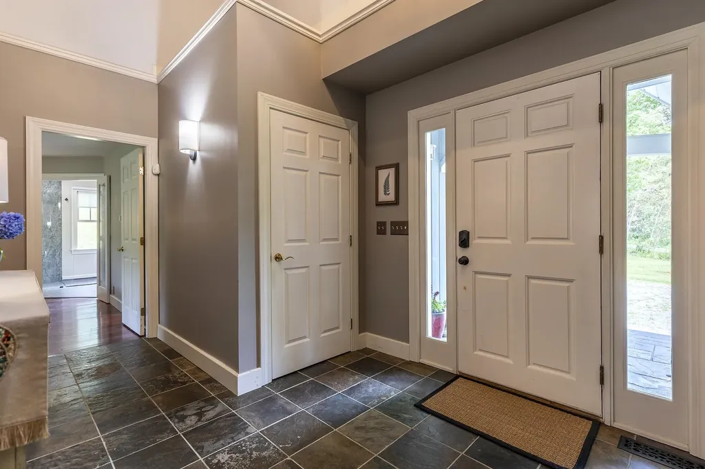 136 Yeaw Road Dover VT 05341