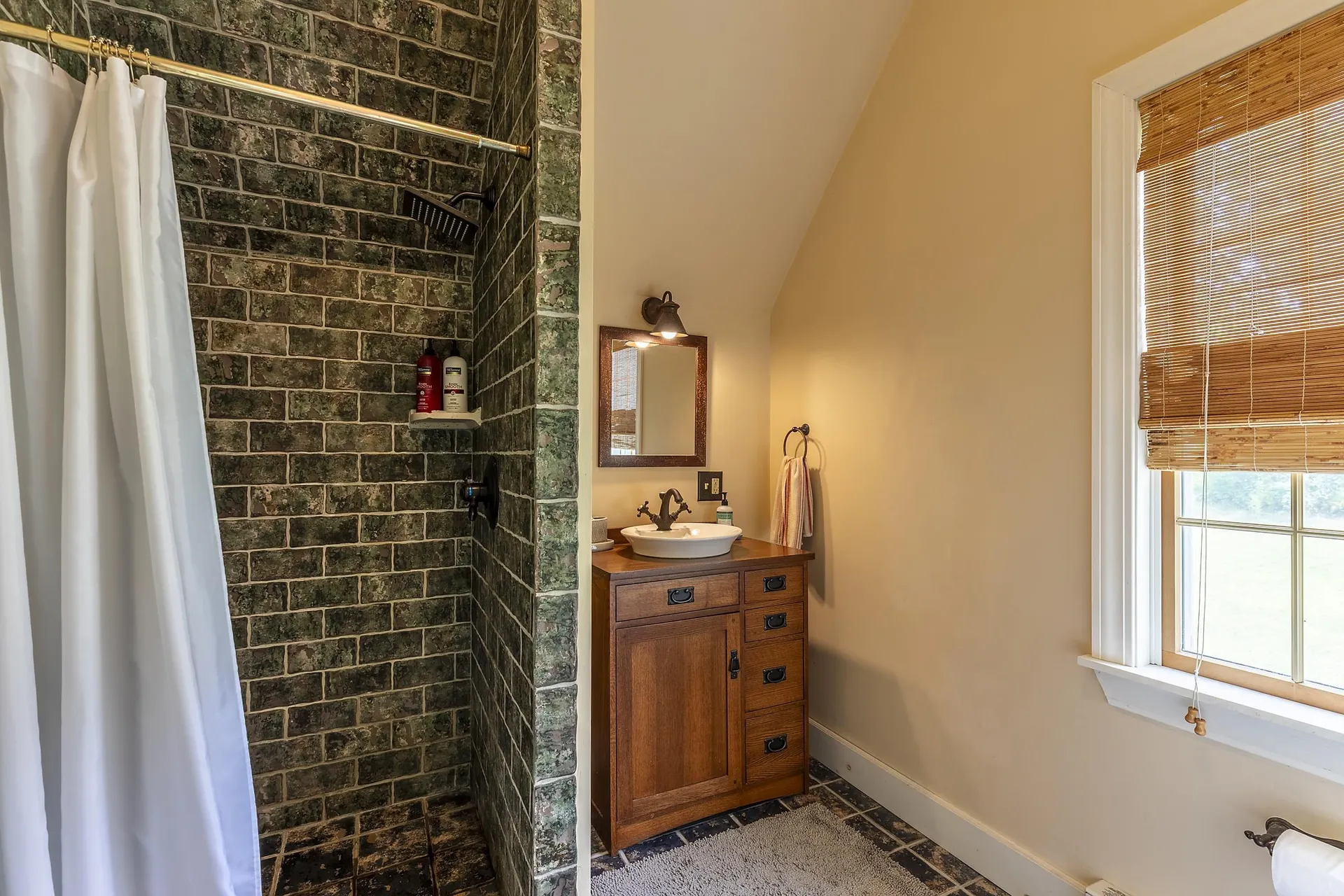 136 Yeaw Road Dover VT 05341