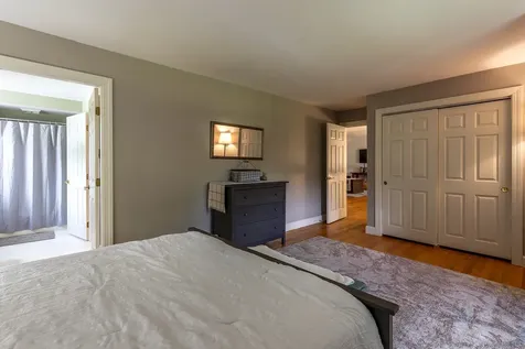 136 Yeaw Road Dover VT 05341