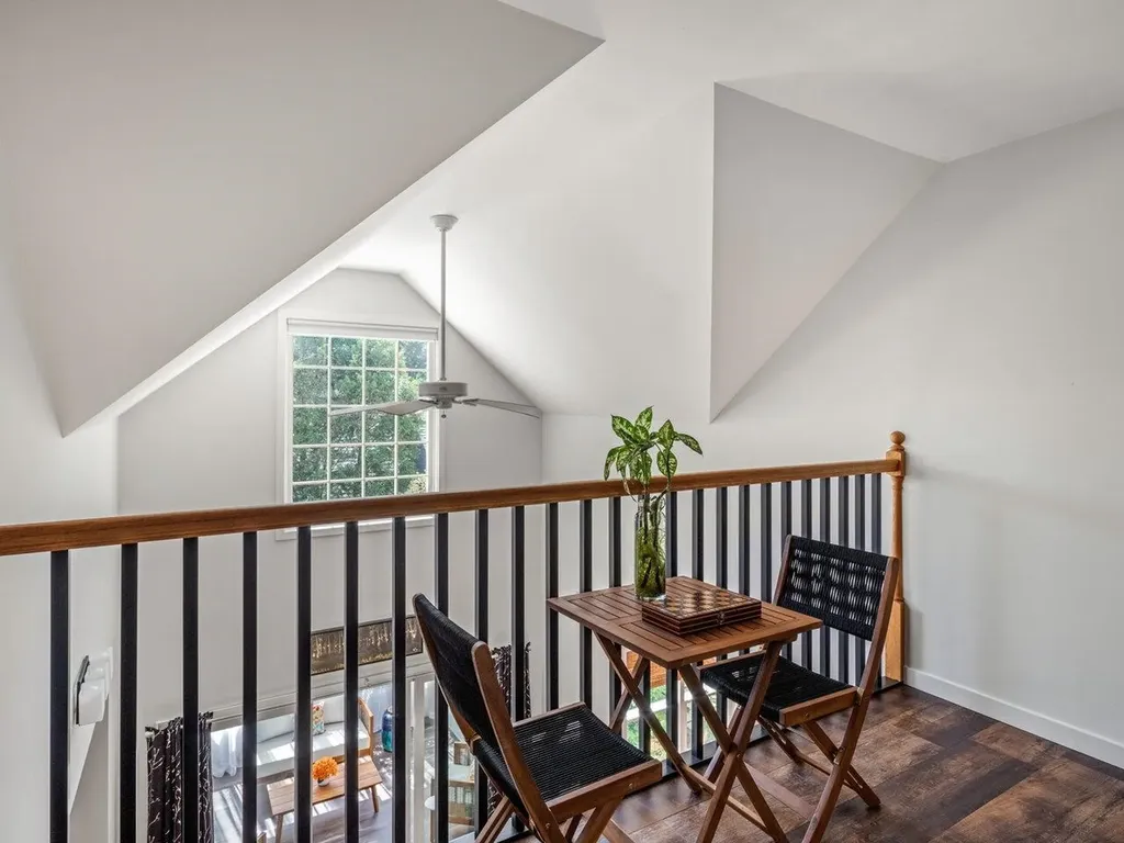 4 Eastman Farm Road Burlington VT 05408