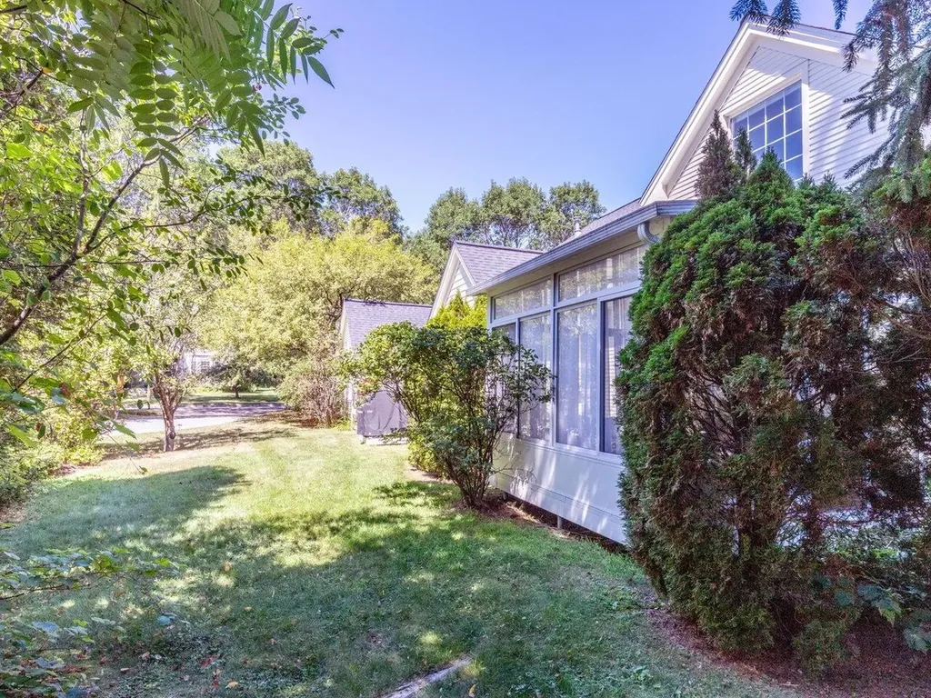 4 Eastman Farm Road Burlington VT 05408