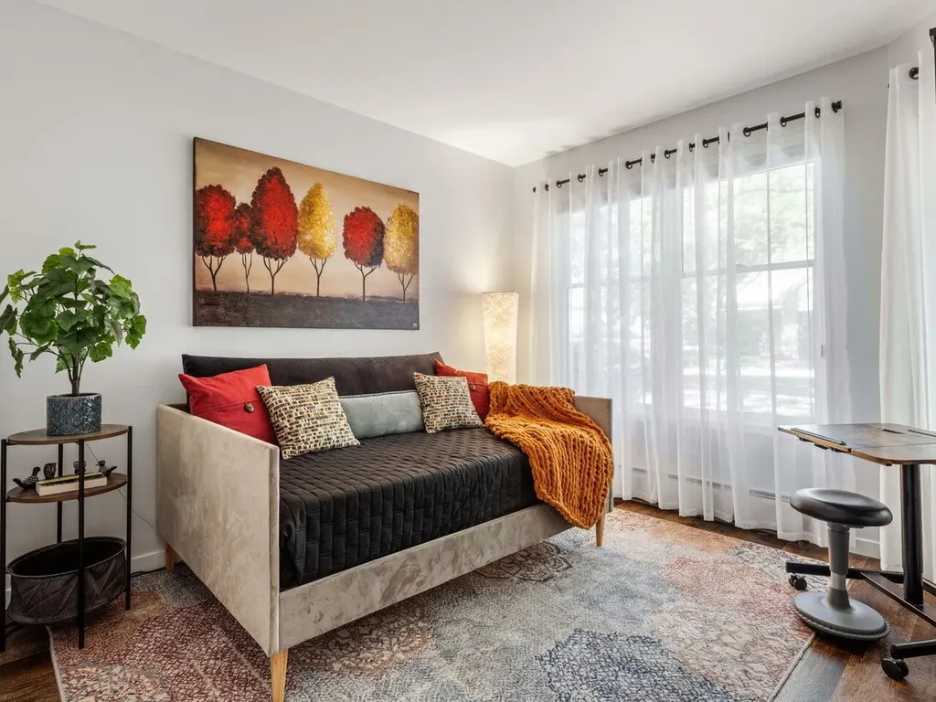 4 Eastman Farm Road Burlington VT 05408