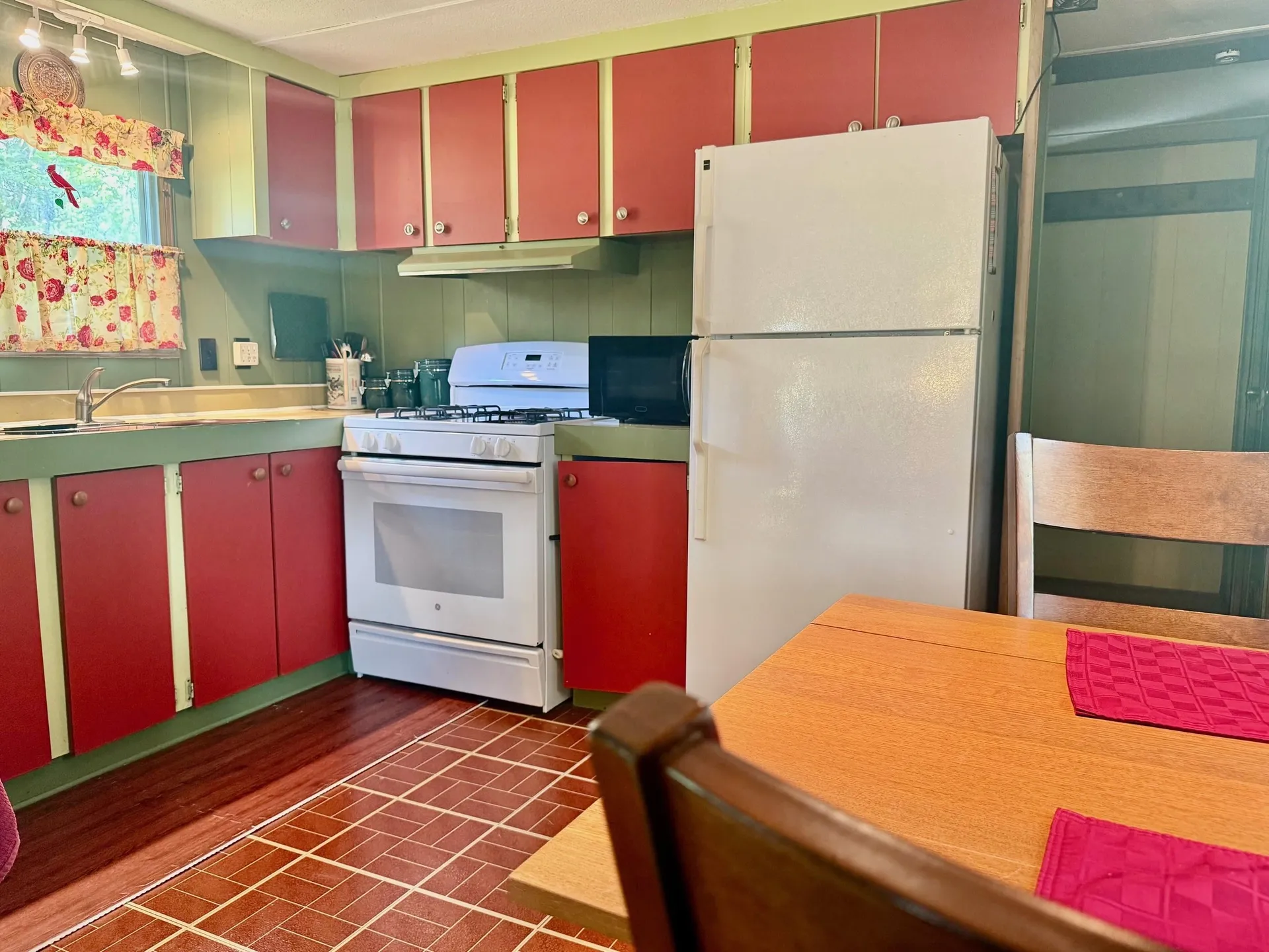 2000 Route 30 Jamaica VT 05343