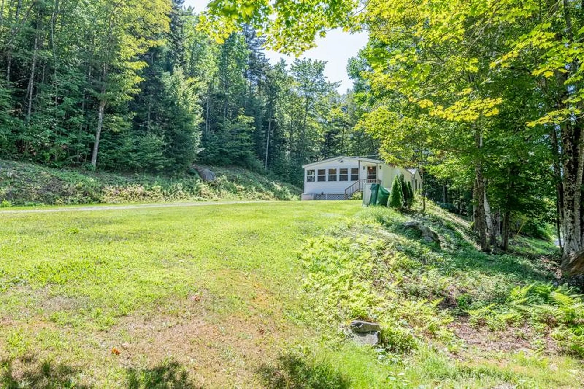 25 Felton Road Weston VT 05161