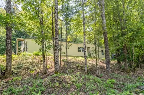 25 Felton Road Weston VT 05161