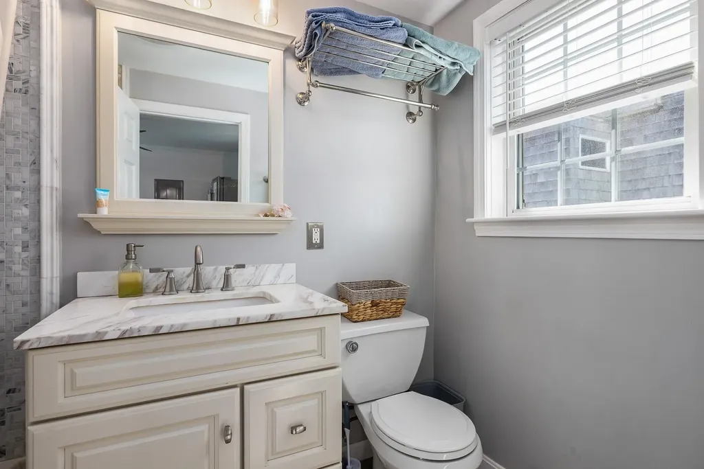 12 Atlantic Avenue Hampton NH 03842