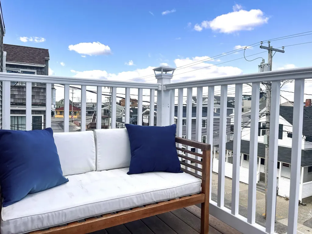 12 Atlantic Avenue Hampton NH 03842