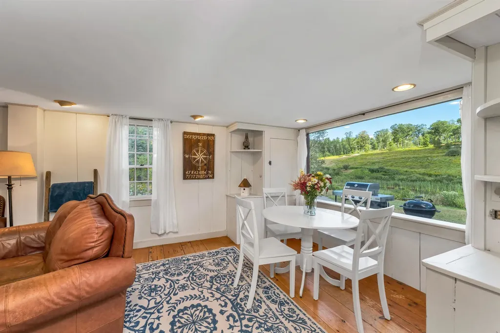 76 Nottingham Road Deerfield NH 03037