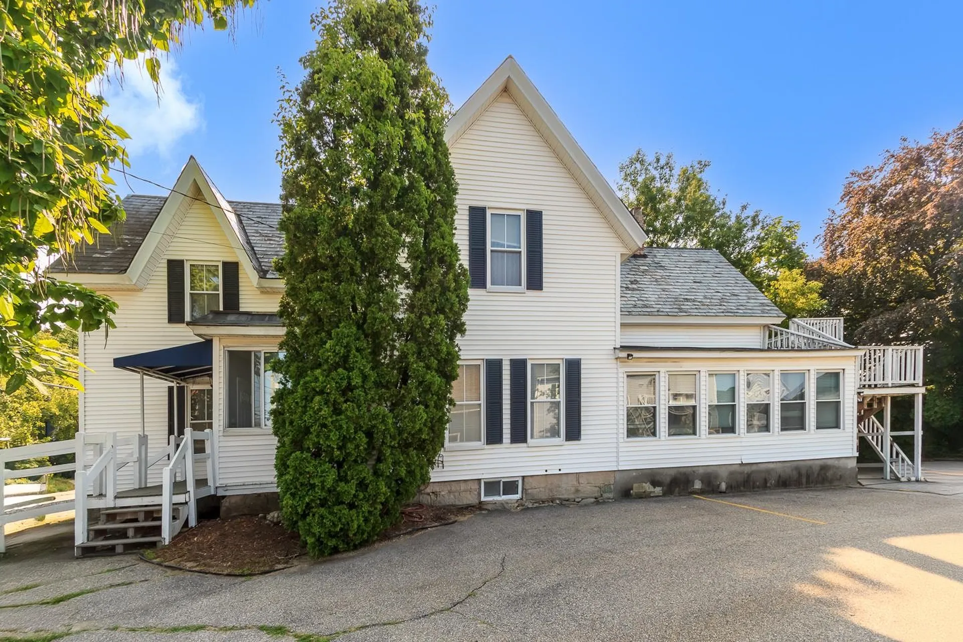 225 Bridge Street Manchester NH 03104