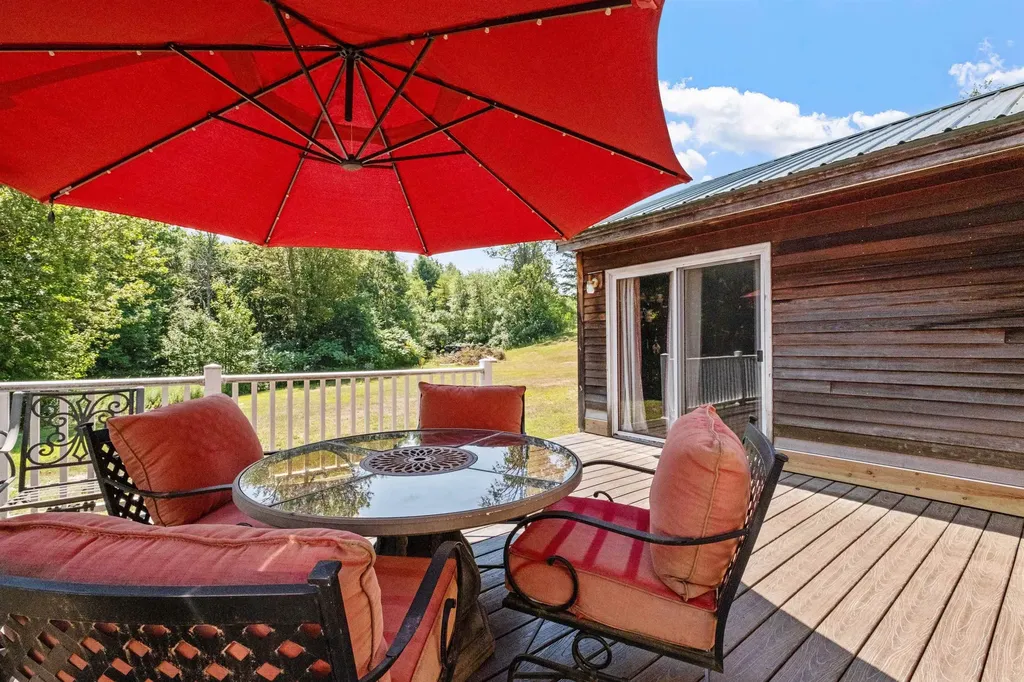 26 Fortune Road Bradford NH 03221