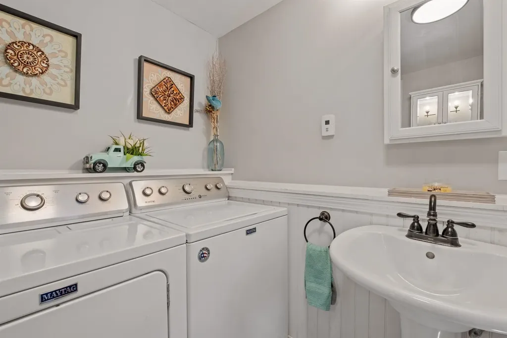 26 Fortune Road Bradford NH 03221