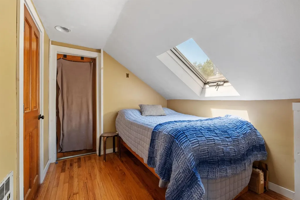 26 Fortune Road Bradford NH 03221