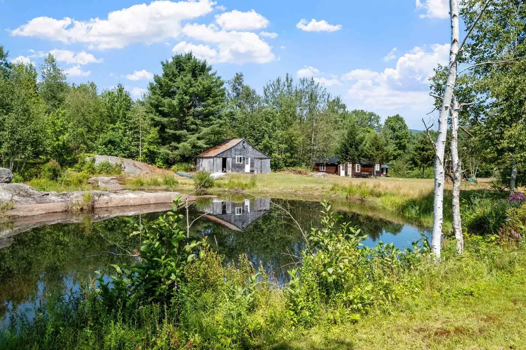 26 Fortune Road Bradford NH 03221