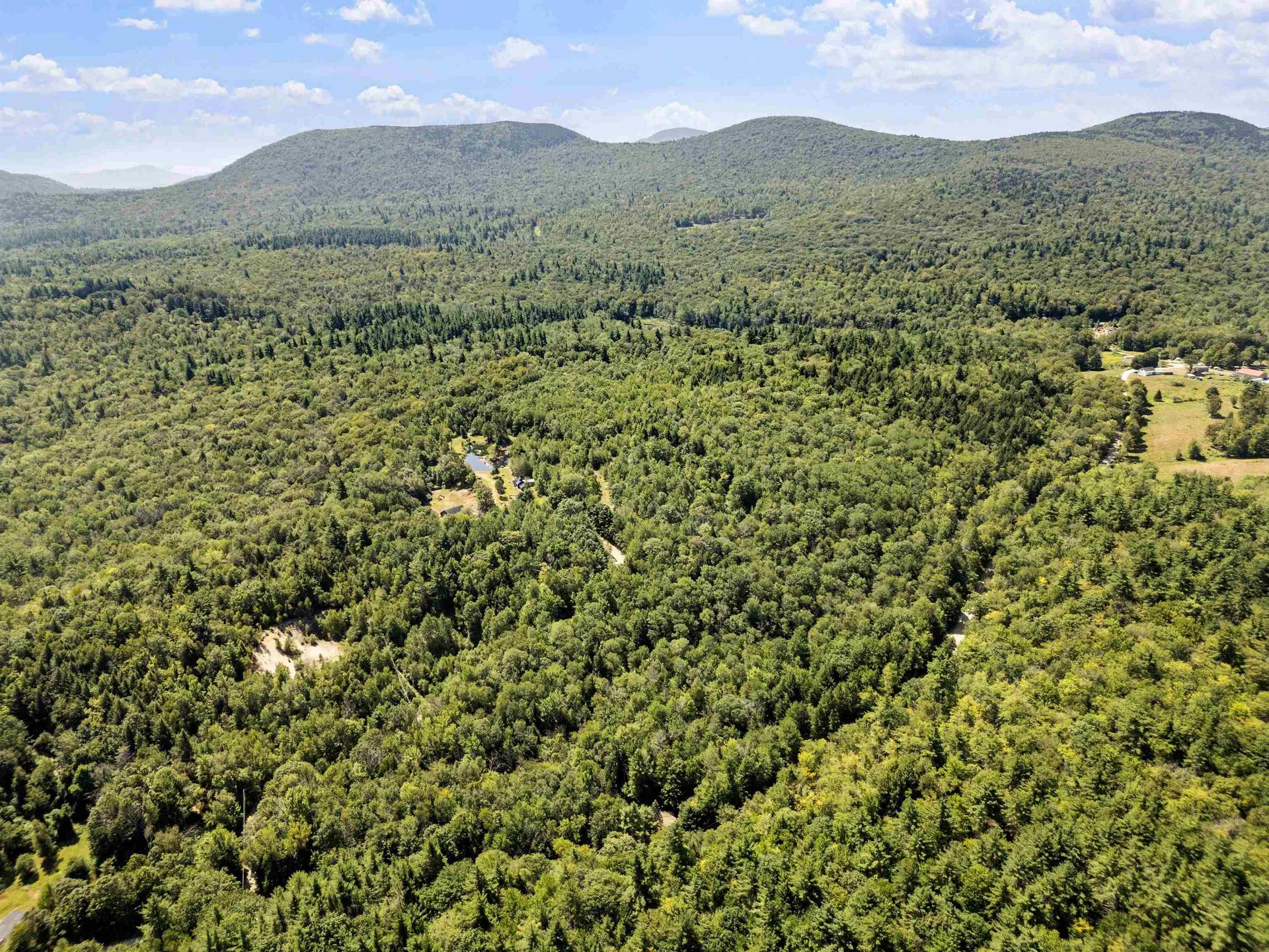 26 Fortune Road Bradford NH 03221