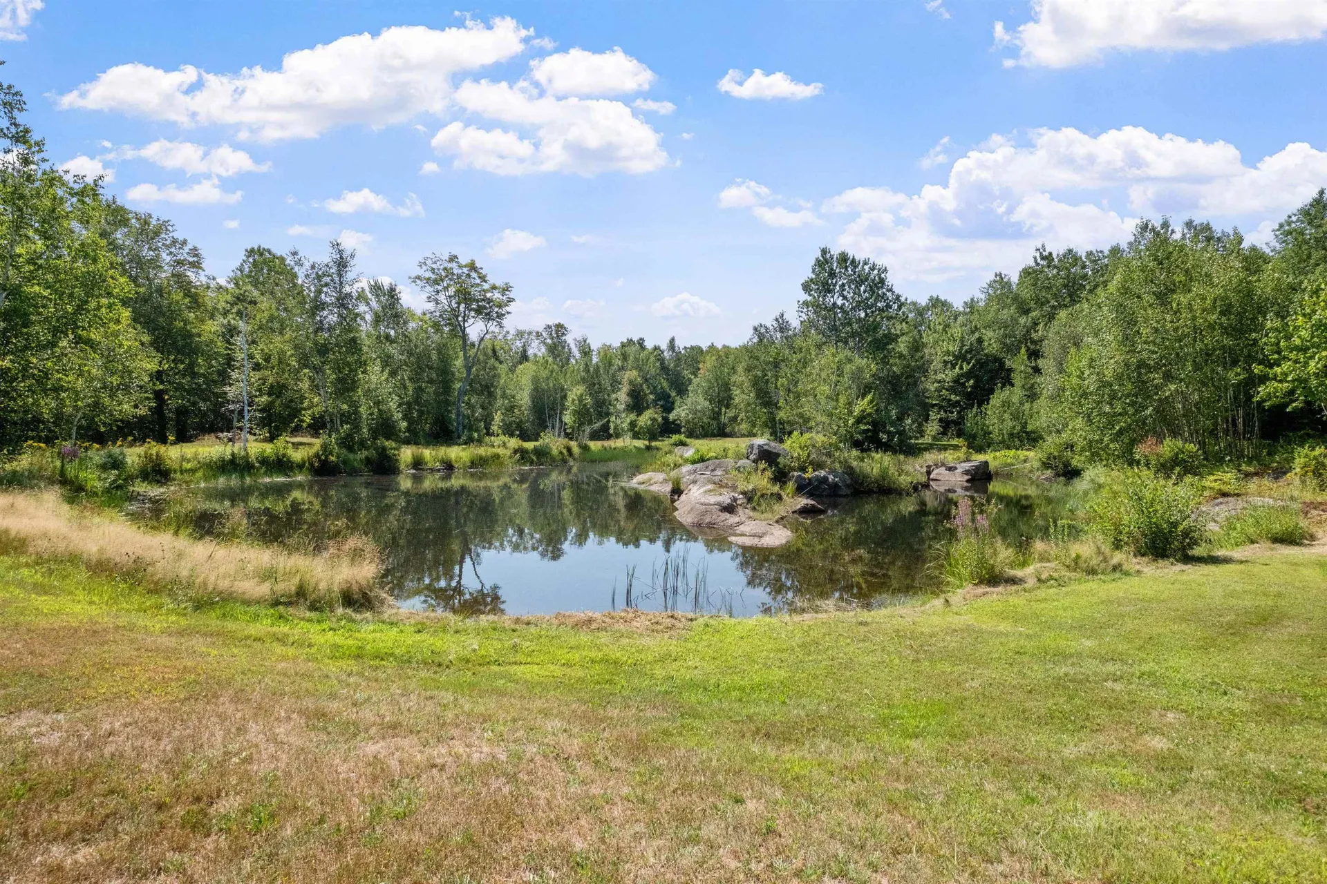 26 Fortune Road Bradford NH 03221