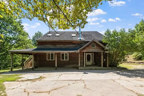 26 Fortune Road Bradford NH 03221