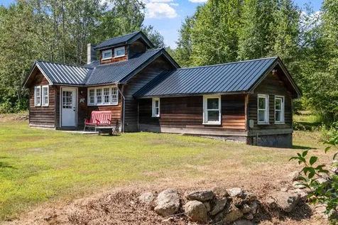 26 Fortune Road Bradford NH 03221