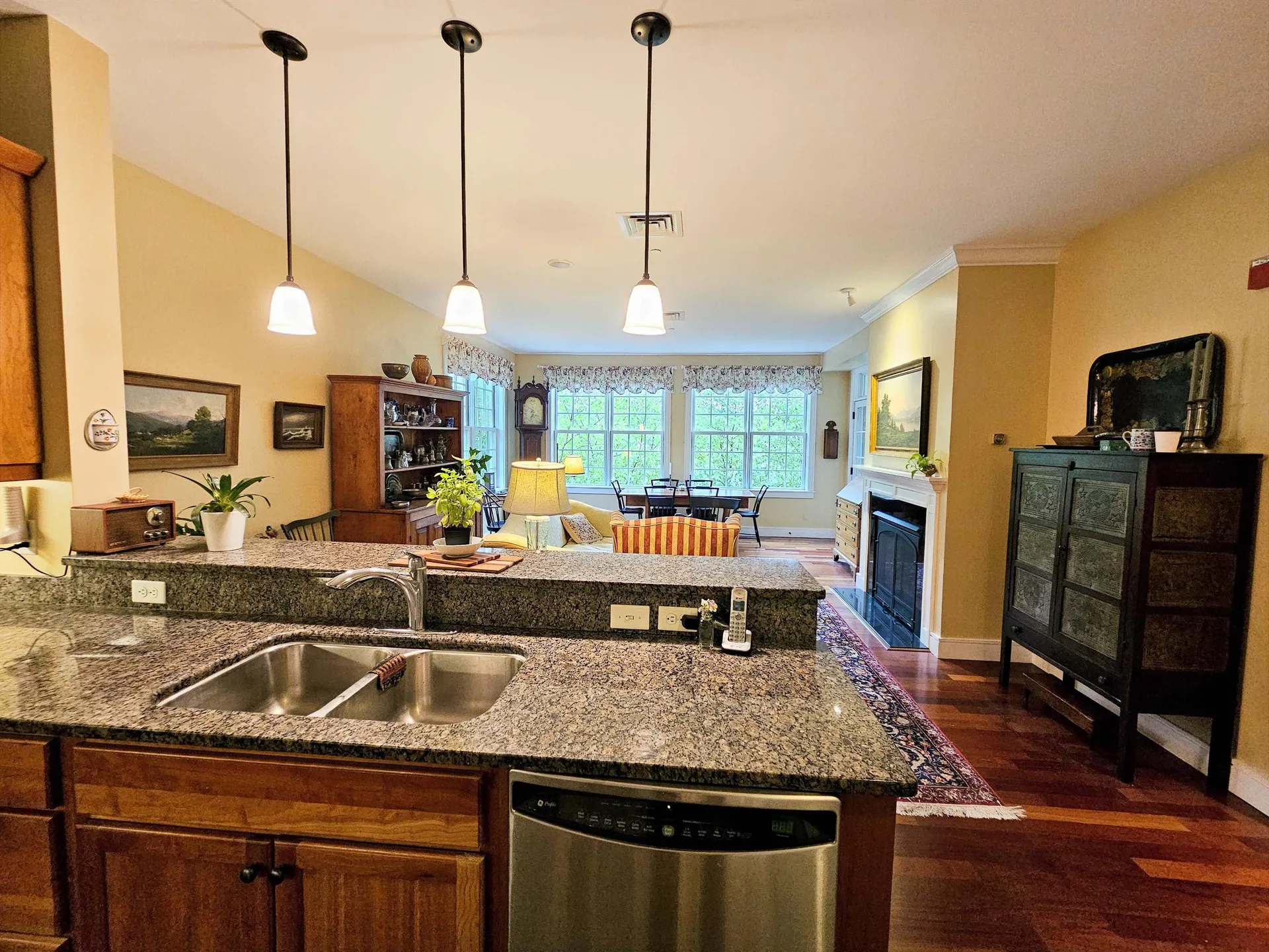 70 Maple Street Middlebury VT 05753