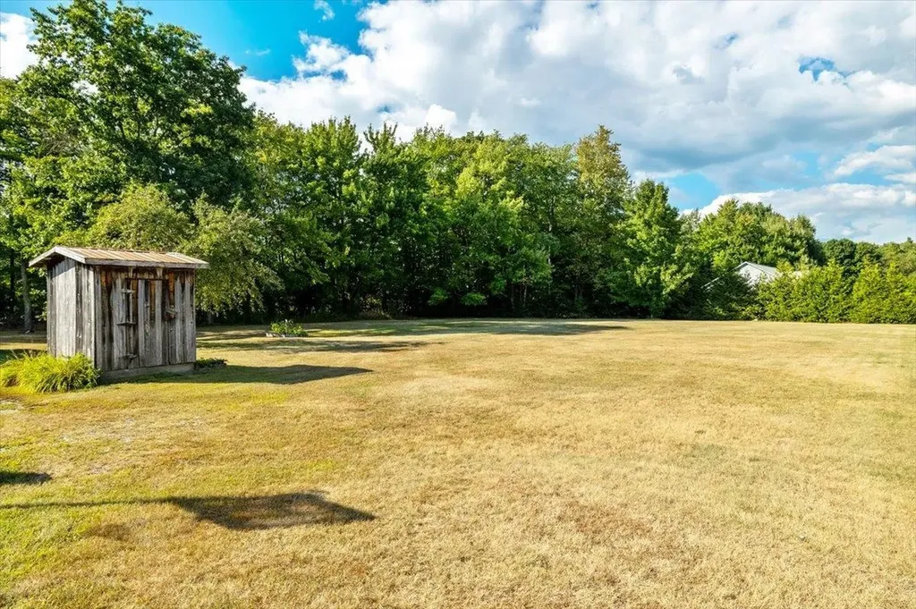 19 Thak Boulevard Highgate VT 05459