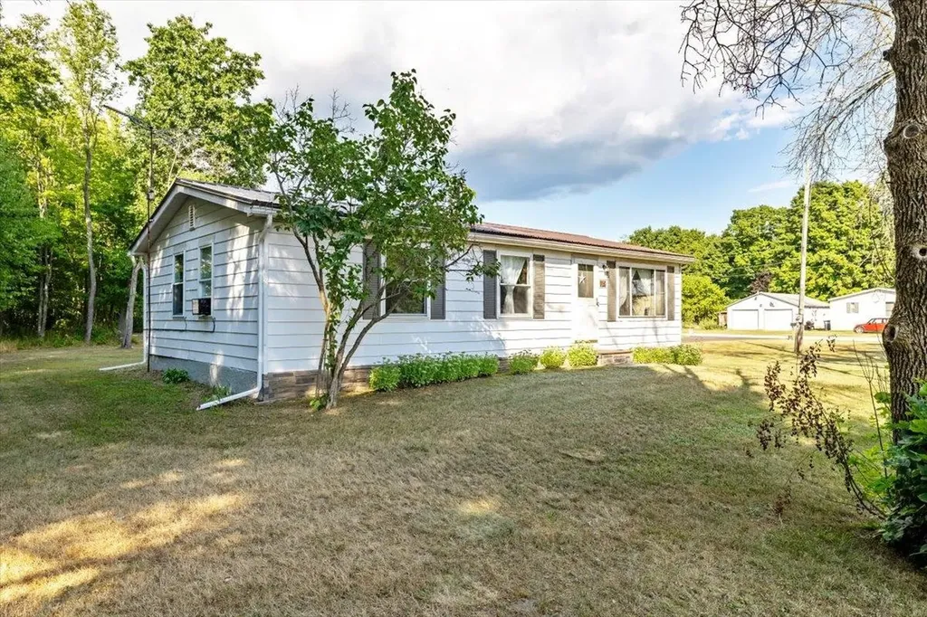 19 Thak Boulevard Highgate VT 05459