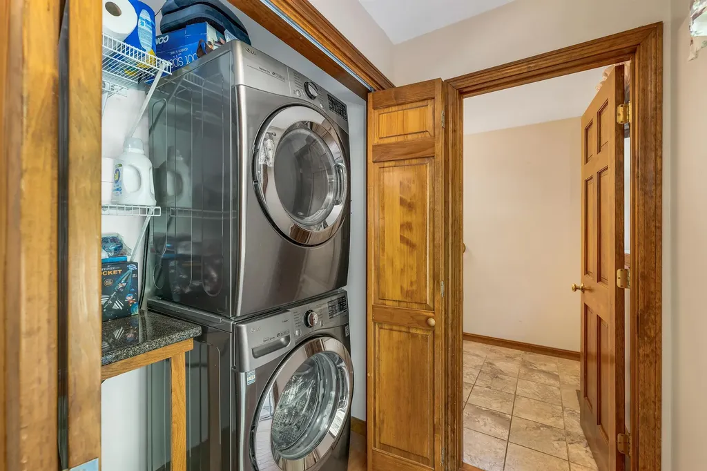 15 Boulder Drive Belmont NH 03220