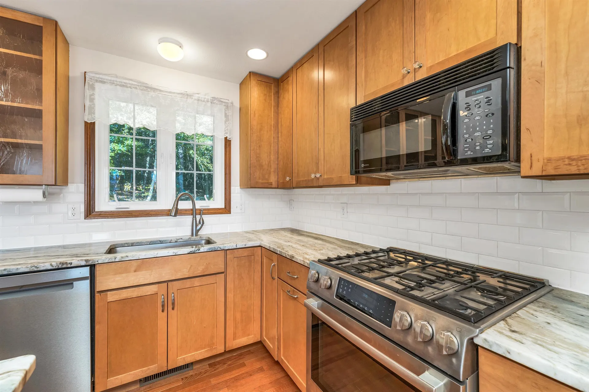 15 Boulder Drive Belmont NH 03220