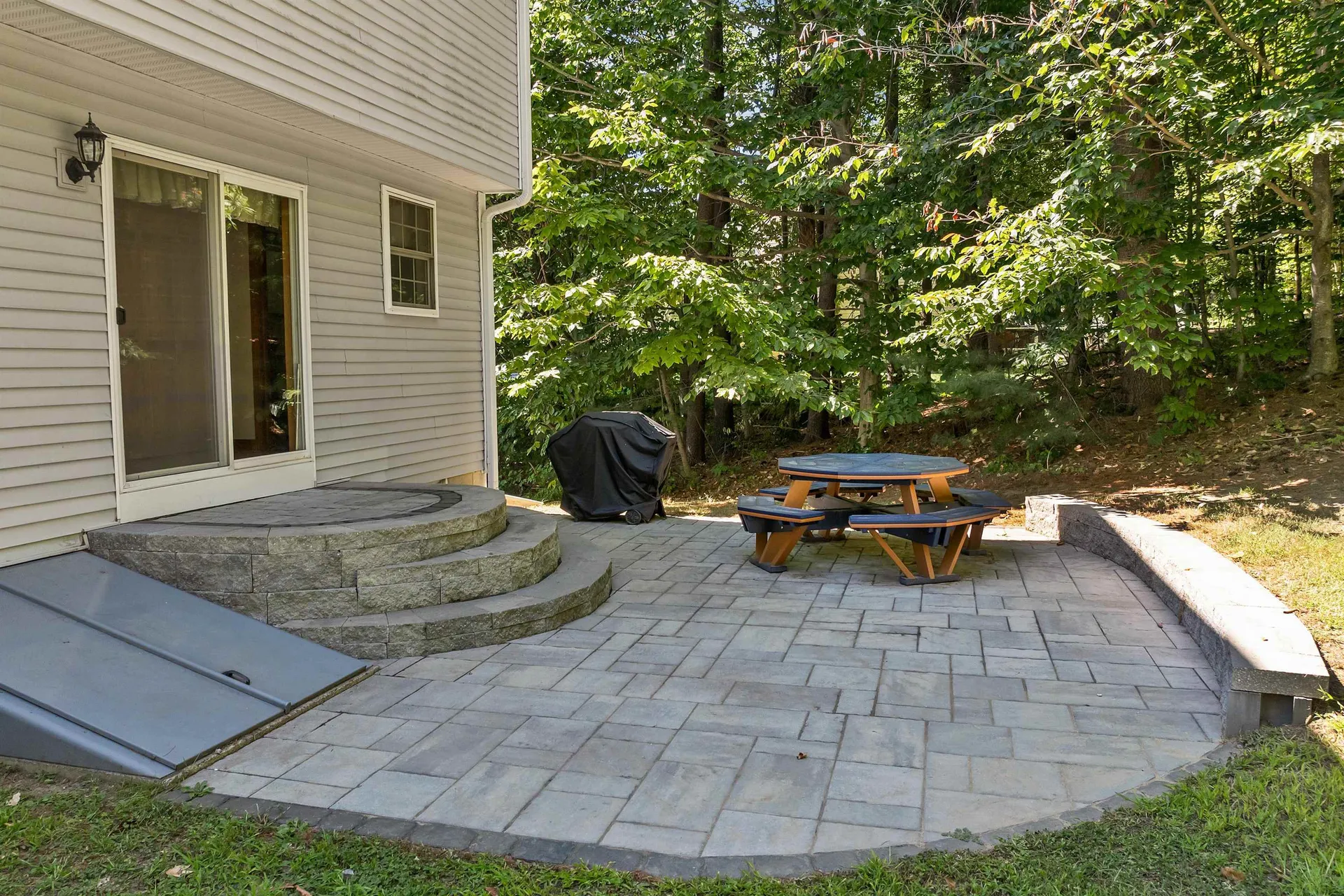 15 Boulder Drive Belmont NH 03220