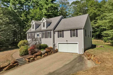 15 Boulder Drive Belmont NH 03220
