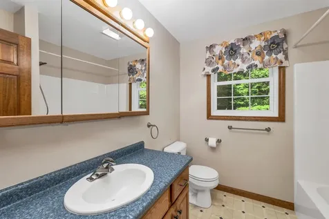 15 Boulder Drive Belmont NH 03220