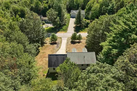 15 Boulder Drive Belmont NH 03220