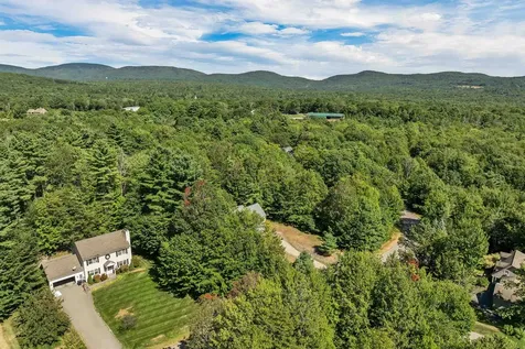 15 Boulder Drive Belmont NH 03220