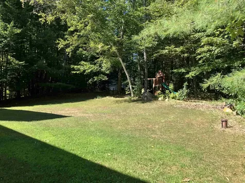 15 Boulder Drive Belmont NH 03220