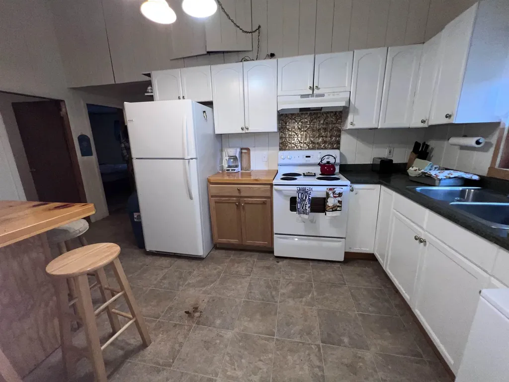 200 Nicola Street Middleton NH 03887