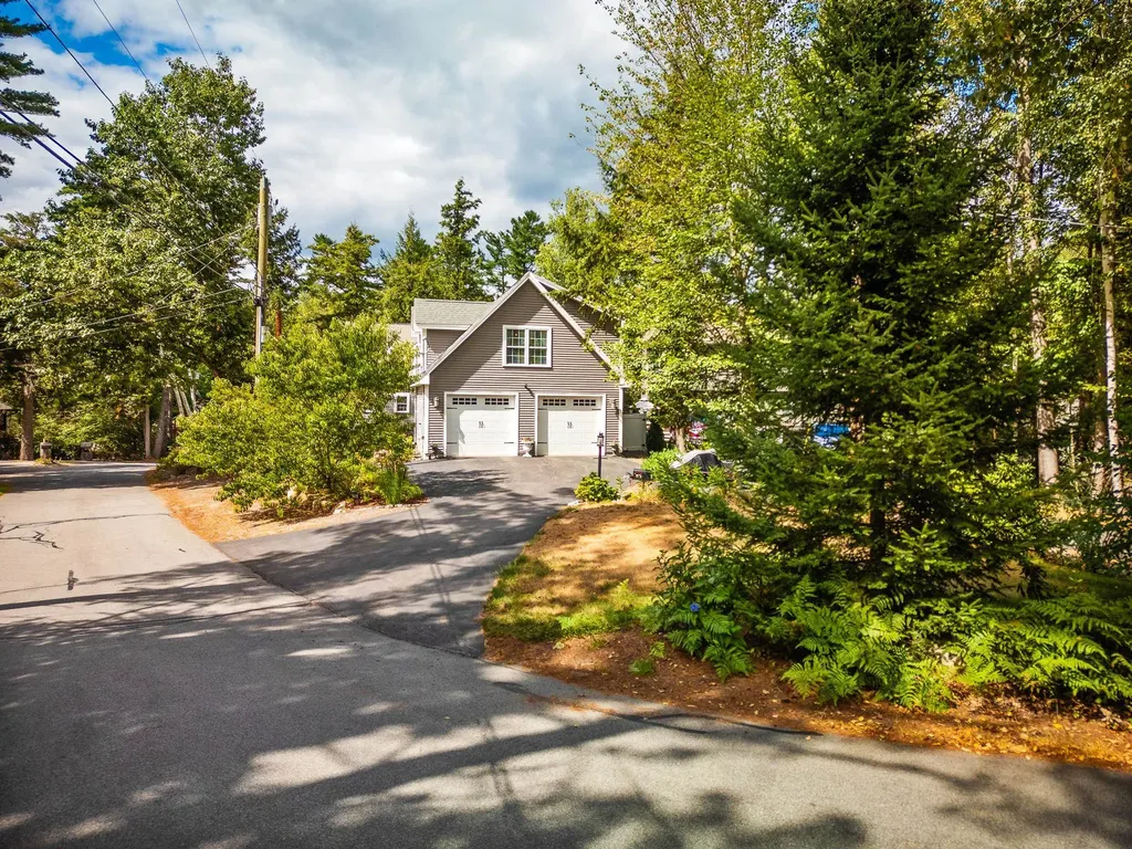 203 Krainewood Drive Moultonborough NH 03254