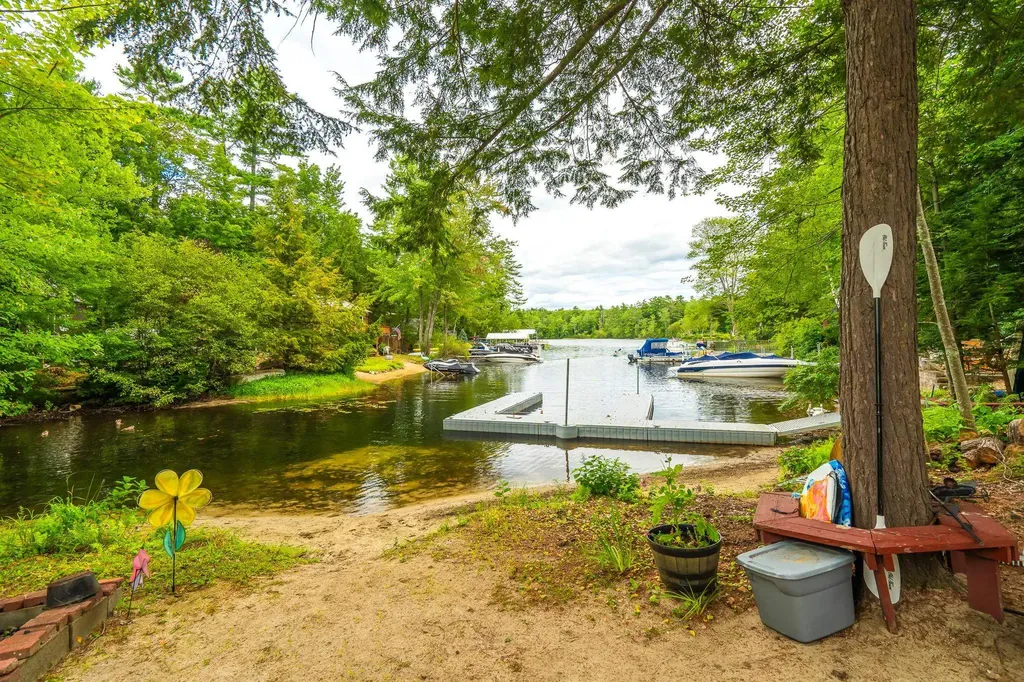 203 Krainewood Drive Moultonborough NH 03254